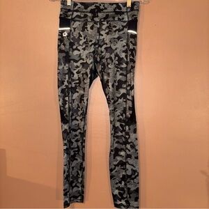 Steve Madden  Workout Pants Yoga Pants Leggings Tights Womens Small